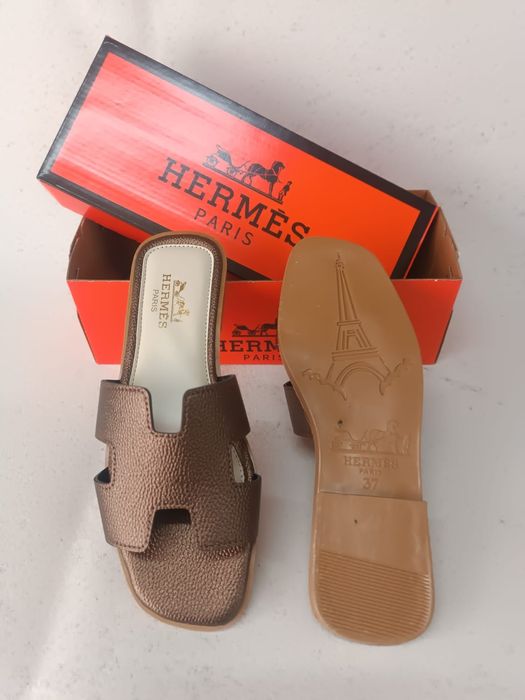 Papuci  hermes alb negru si bronze 36-40