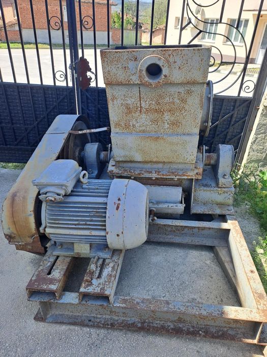 Челюстна трошачка