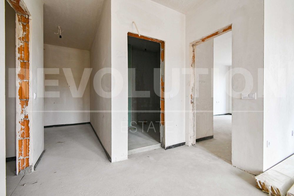 Продава се Двустаен апартамент в София, Разсадника - 82 кв.м за 2350 €/кв.м - Снимка #8