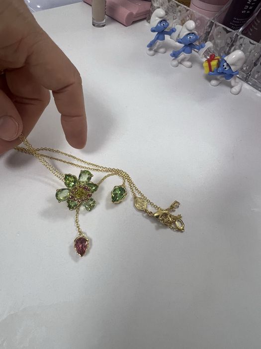 Pandantiv în Y Idyllia