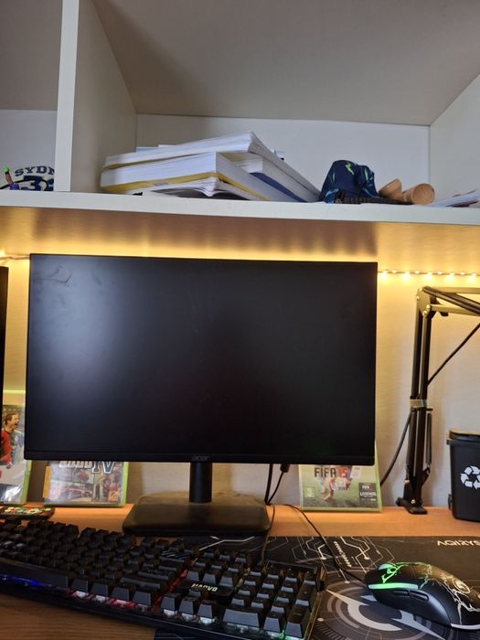 Monitor acer 100hz 24.5 inchi