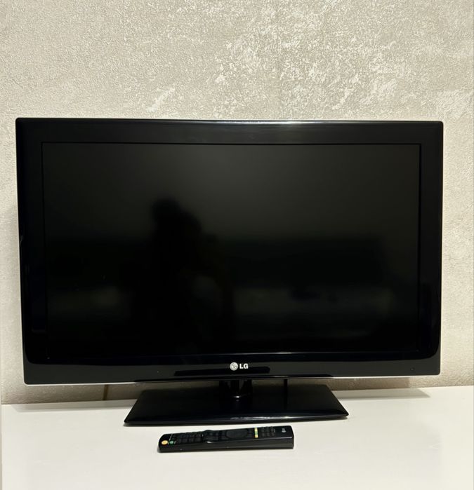 Телевизор LG 32 дюйма