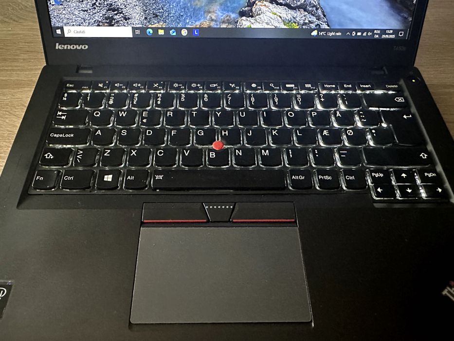 Lenovo ThinkPad  T450s 14" 320GB HDD Intel Core i5  8GB RAM