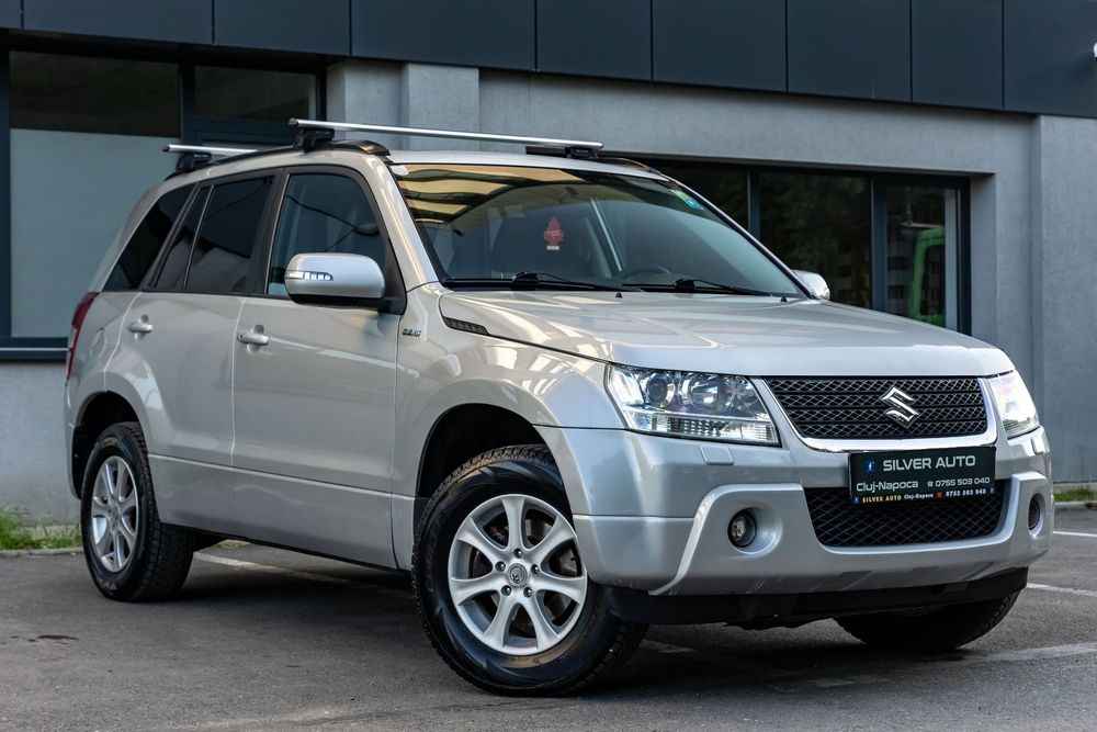 Suzuki Grand Vitara 4x4 Navigație Trapa manual Rate Garantie