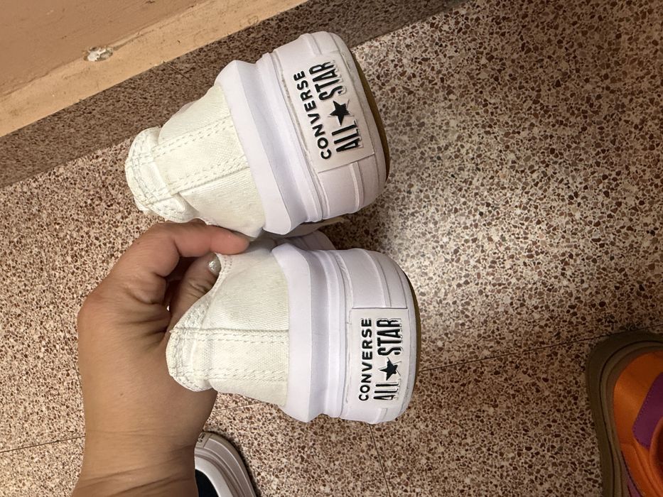 Кецове converse 38 и 39 номер и adidas gazelle 38,5