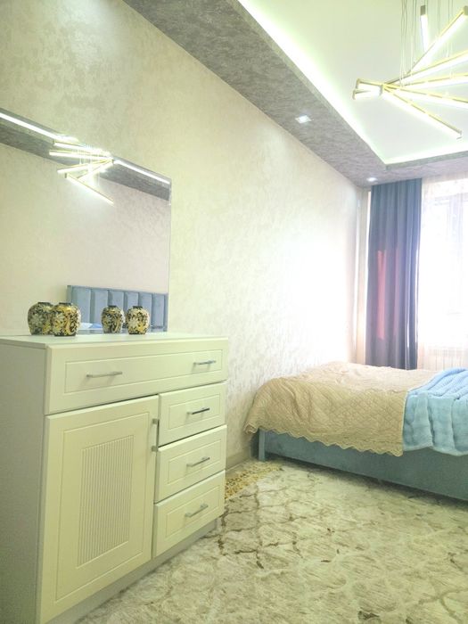 По суточная квартира для семьи loft blue and green