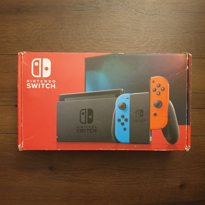 Nintendo Switch V2 Red & Blue 32Gb complet la cutie