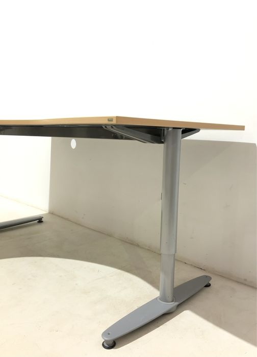 Stoc 40 Buc. Birou de Colț Reglabil pe Înălțime 180X120 cm; Masă Lucru