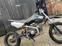 Cross kxd 125cc roti 14 fata si 12 spate