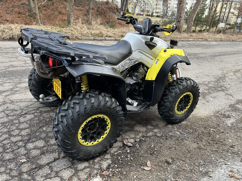 ATV Can-am Renegade 1000R