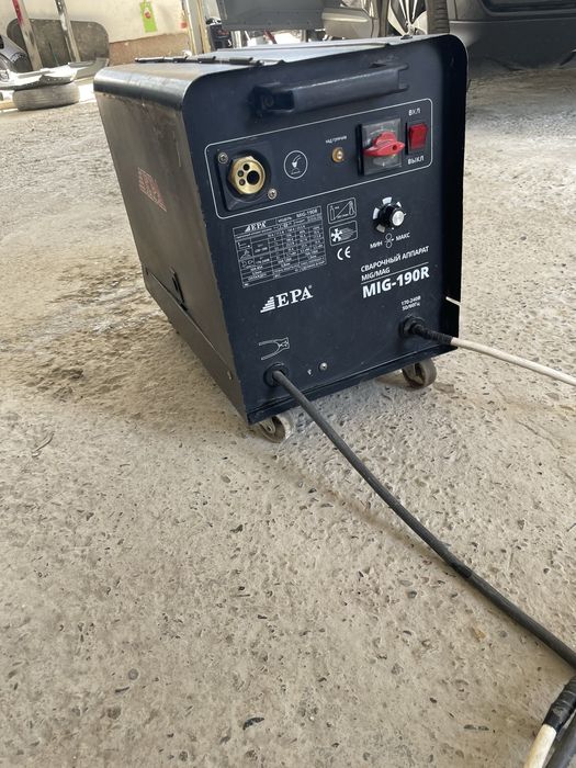 Сварочный апарат сотилади