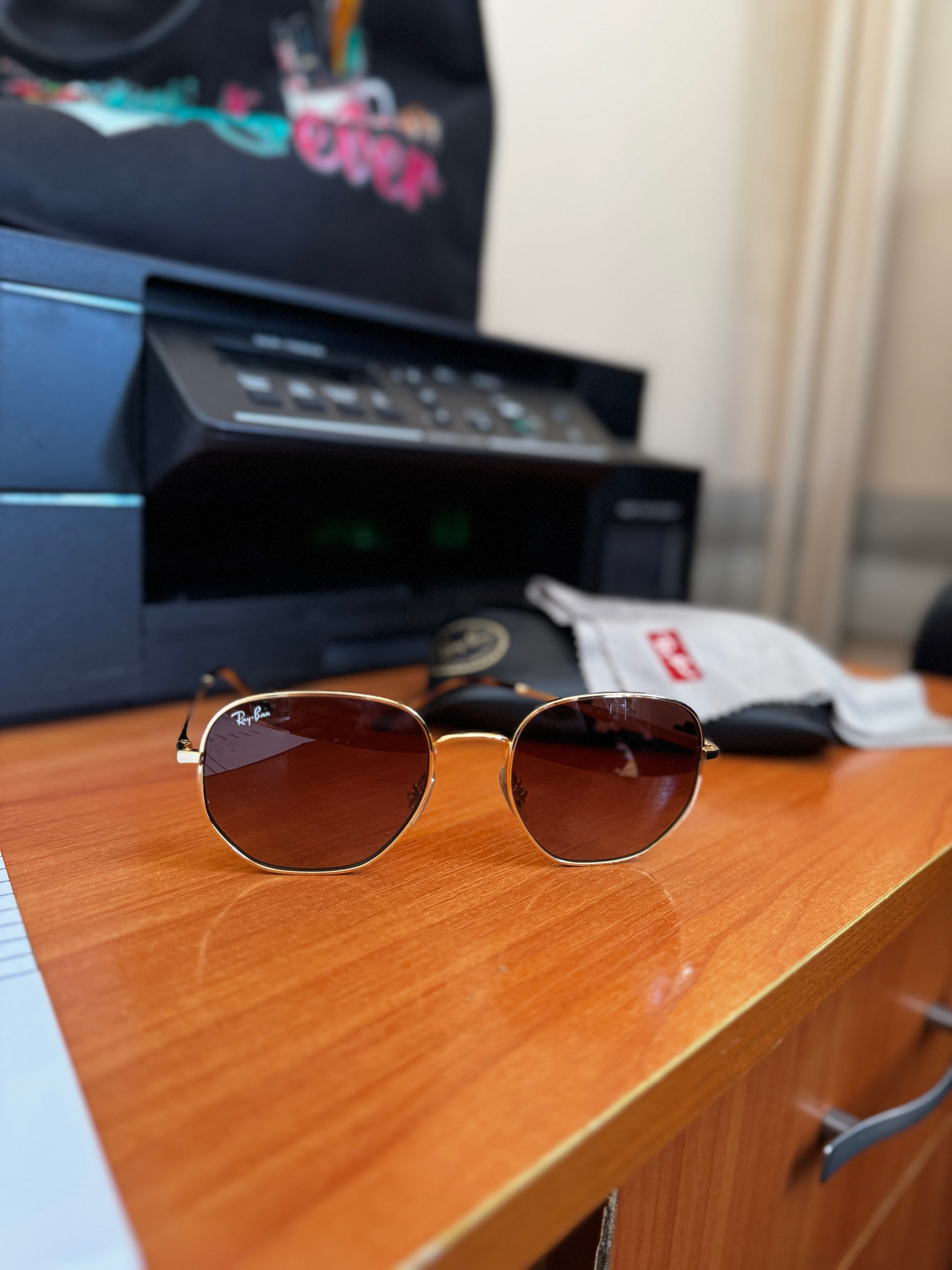 Страхотни очила на RayBan