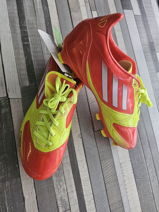 Бутонки Адидас-Нови