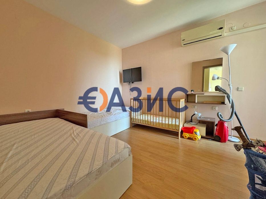 Тристаен апартамент в комплекс Sea Fort, 77 кв.м., Свети Влас,