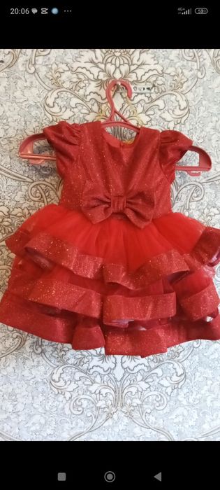 Платья детское в идеальном состоянии на годик до 2 годика