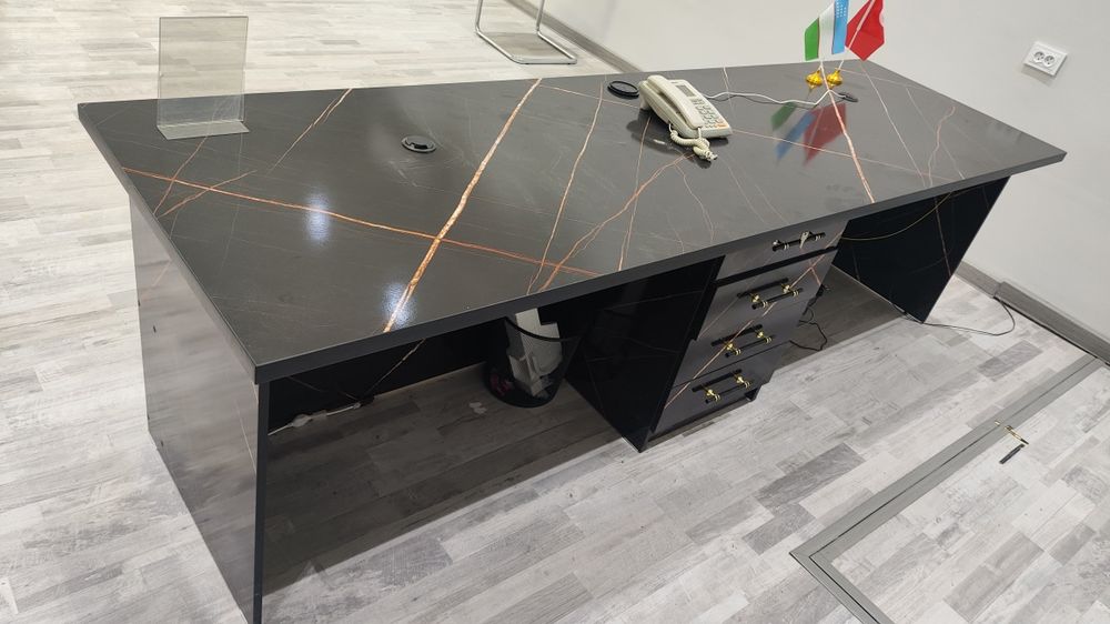 Офис стол отилади