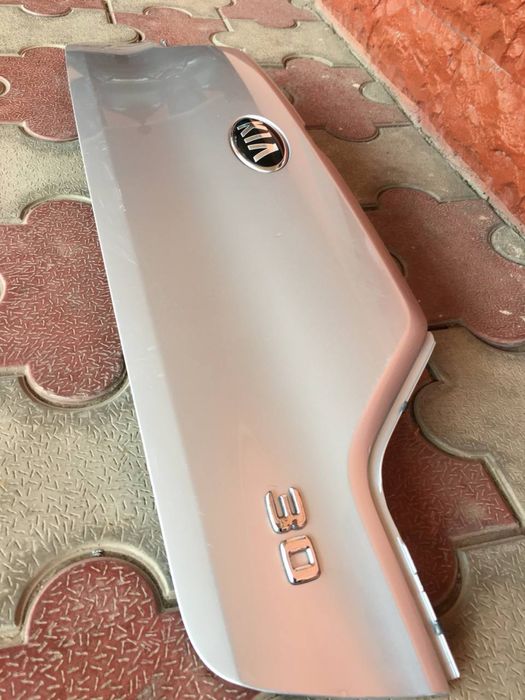 Киа К7 задняя часть богажника