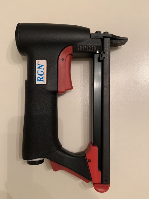 Capsator Pneumatic Tapiterie 80/16