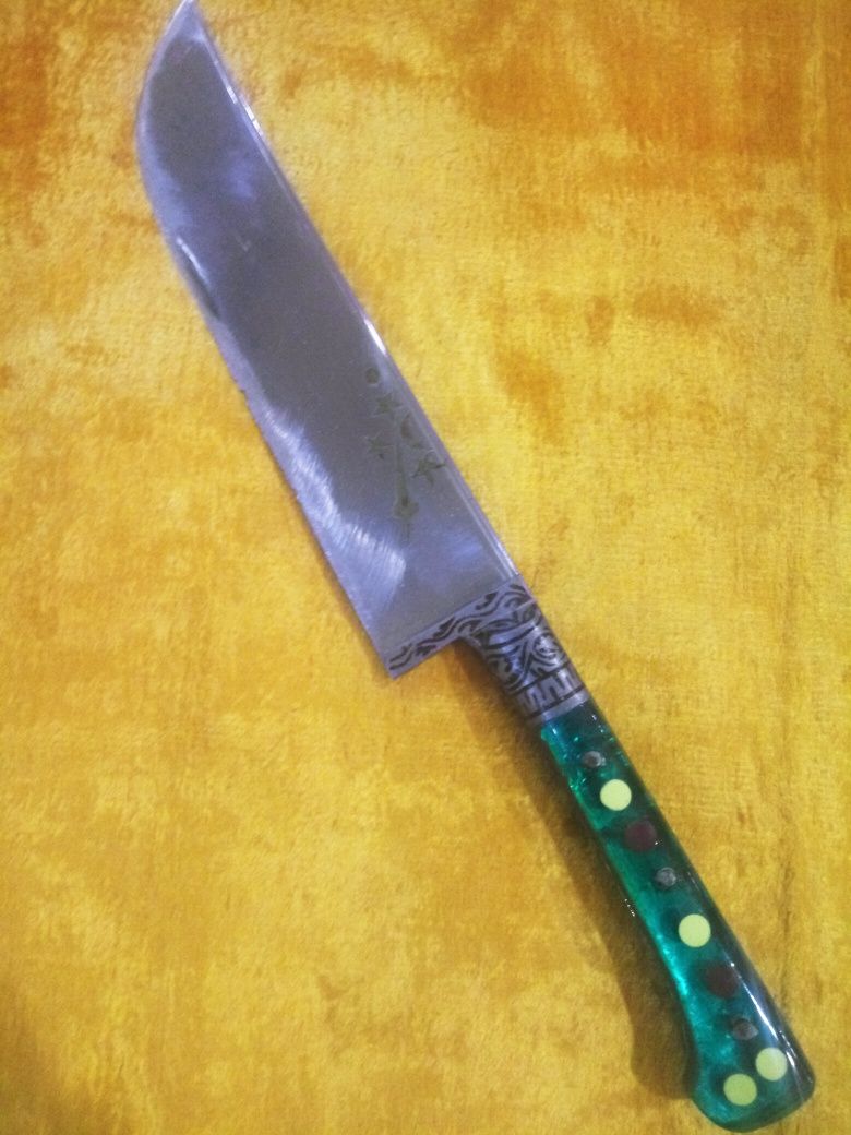 Кухонные разделочные ножи