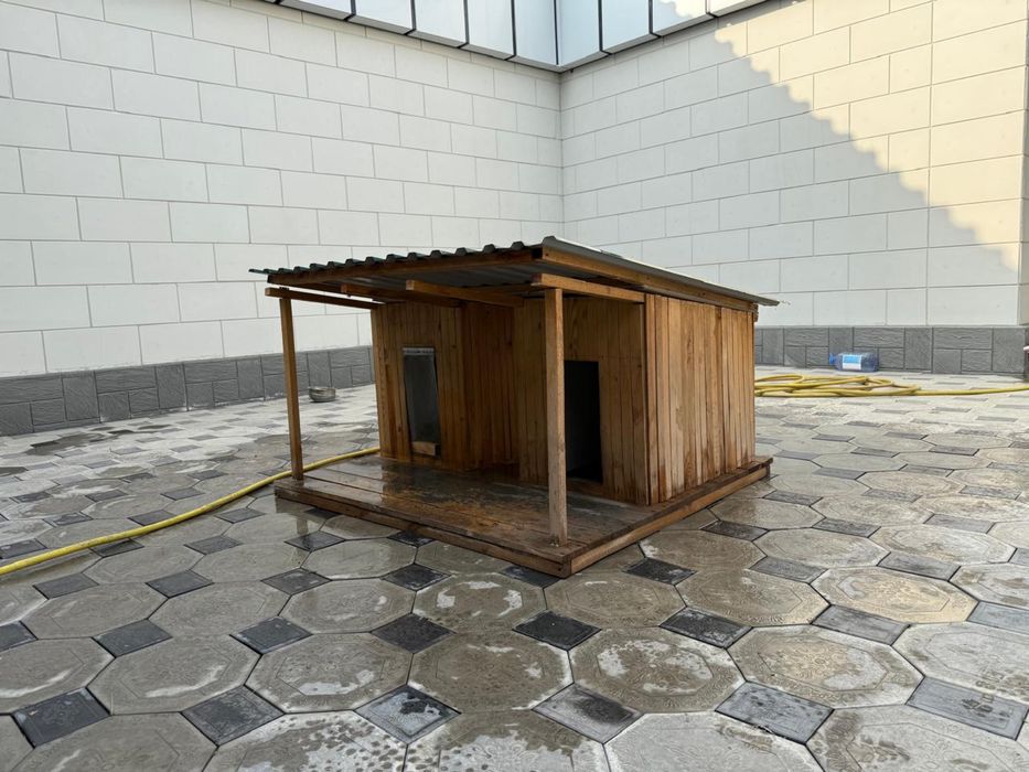 Продам будку для собак