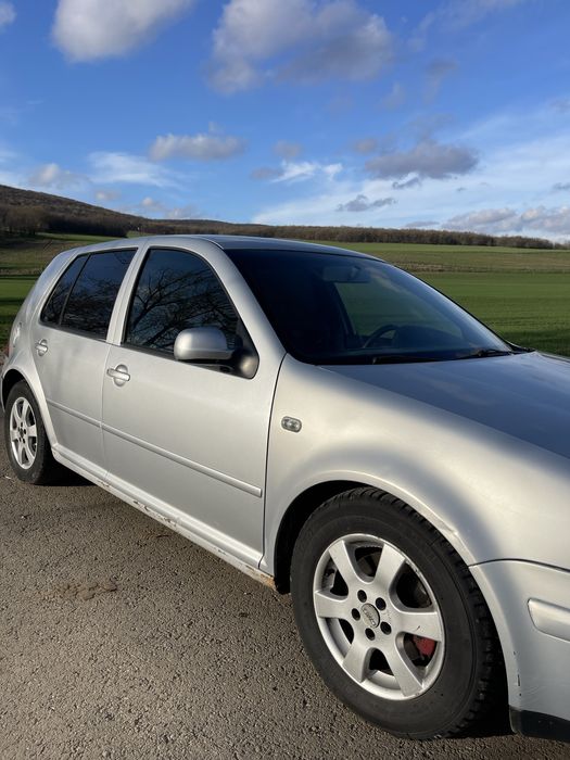 Vând Golf 4 1.9 TDI