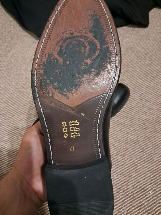 Костюм брюк и обувь