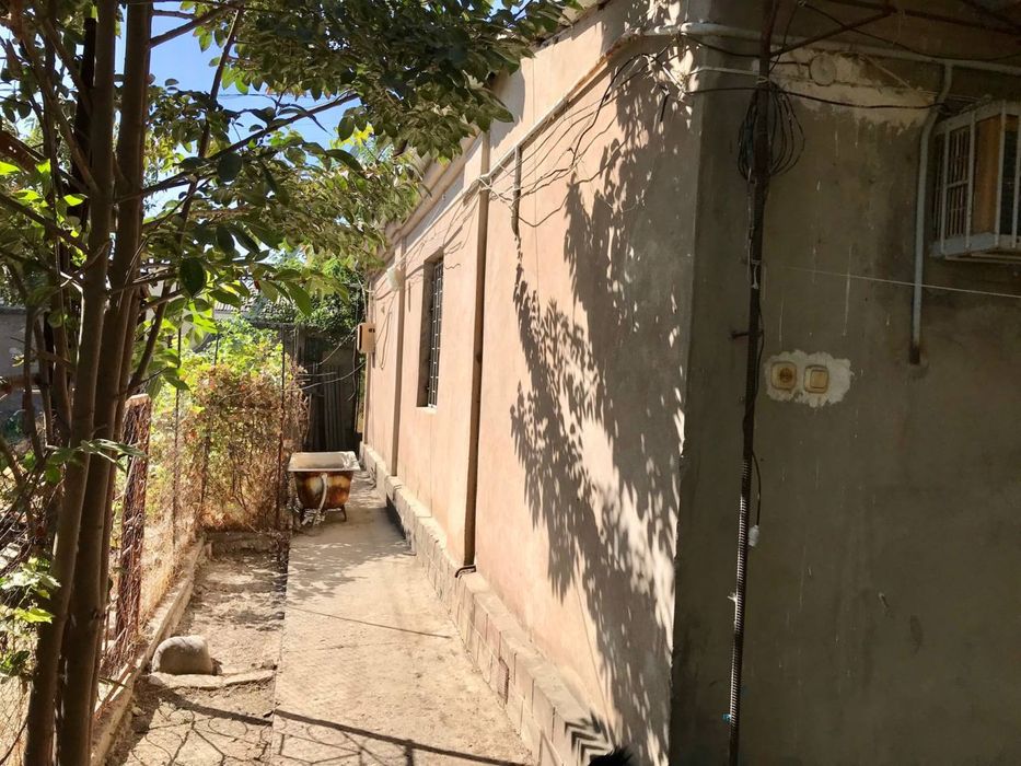 Продается дом участок земля 7,5 соток гараж баня сарай огород