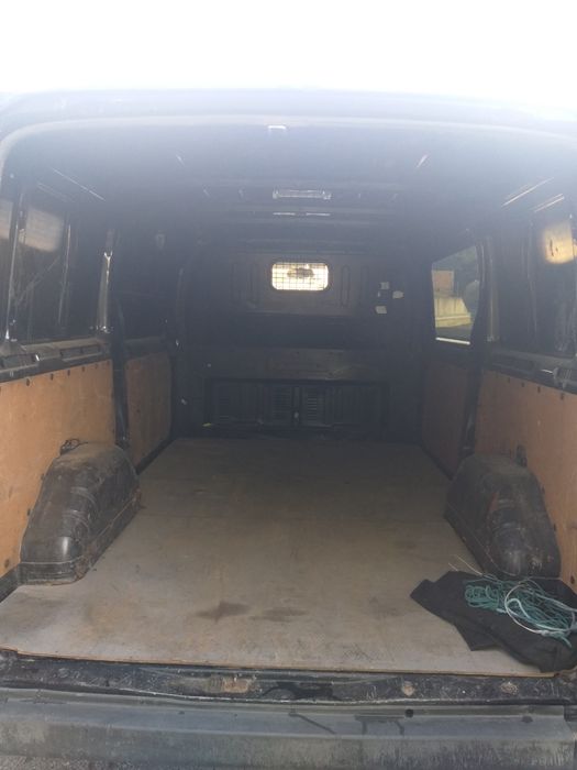 Microbuz Ford Tranzit