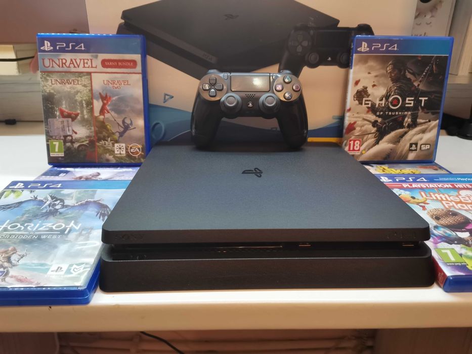 Playstation 4 Slim + controller și jocuri