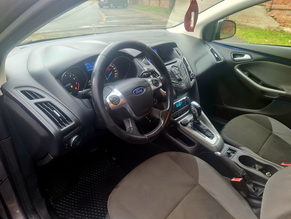 Vand/Schimb Ford Focus 1.6 benzina + gpl ( gaz )