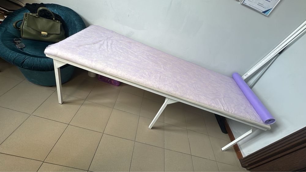Продам кушетку район дачный