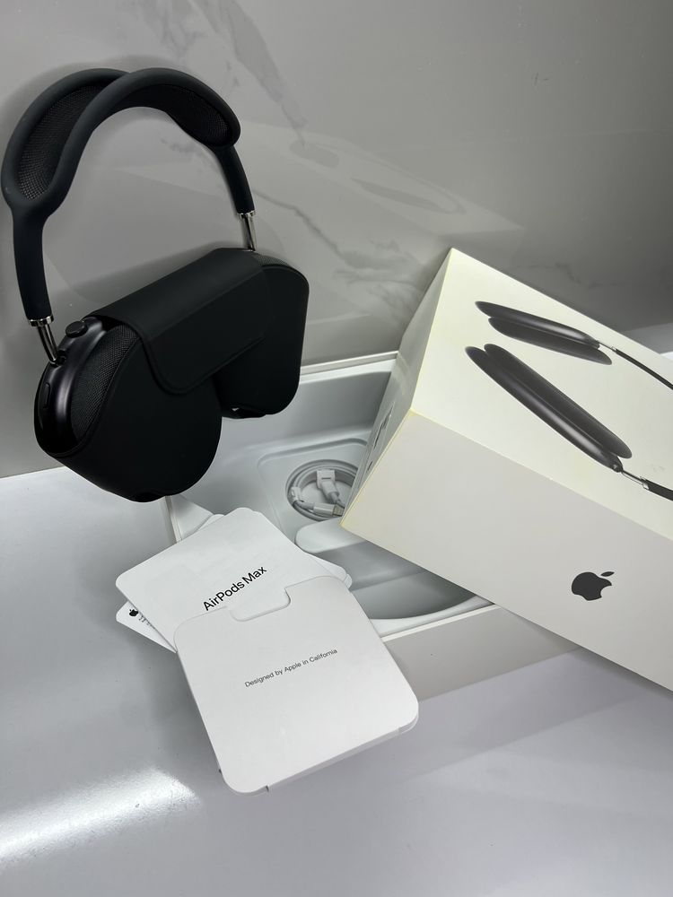 Air pods Max новая в прекрасном цвете