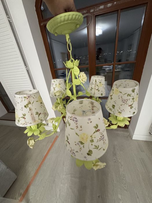 Люстра зеленая в детскую