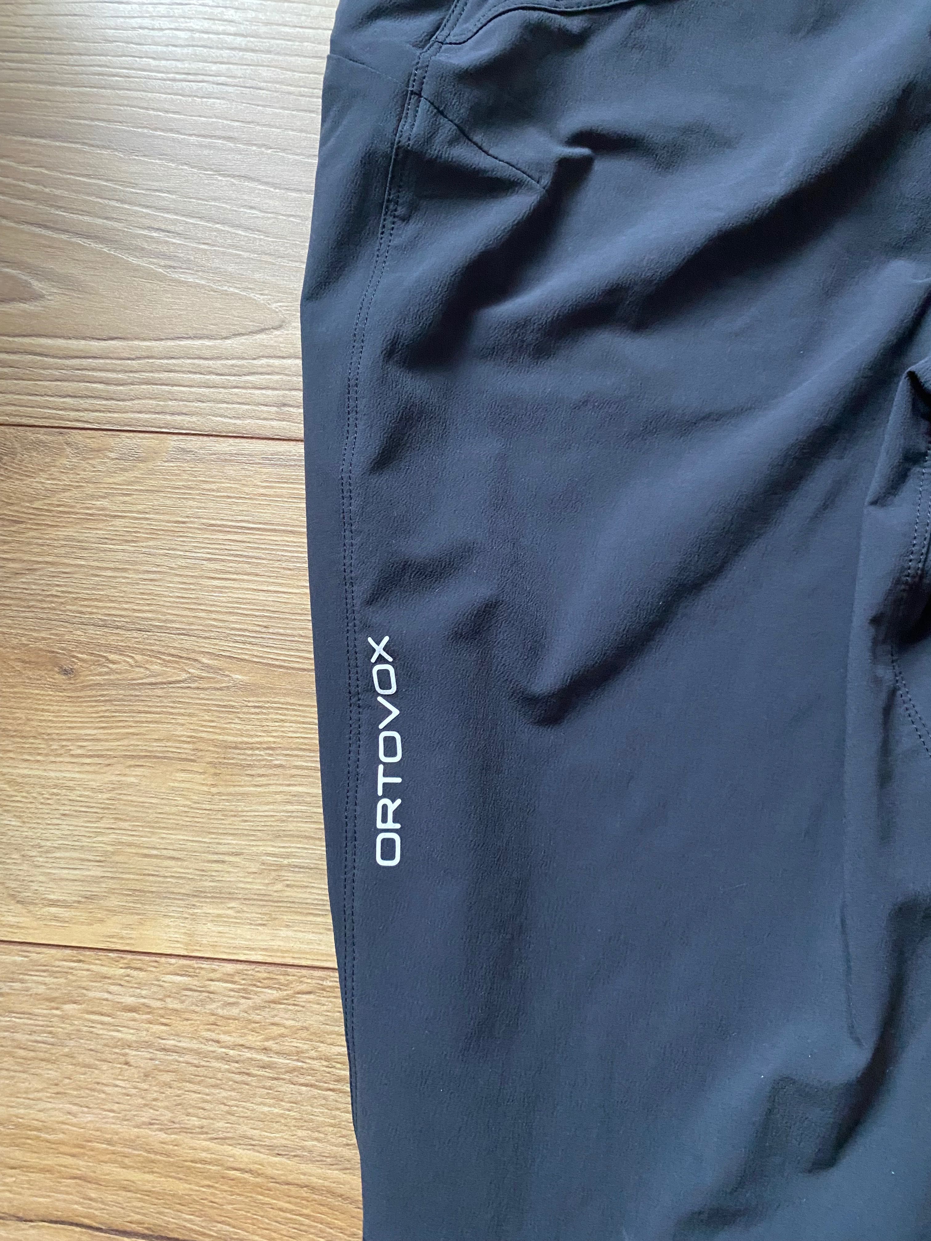 ORTOVOX-pantaloni sport, stare impecabila, dame , softshell, marimea L