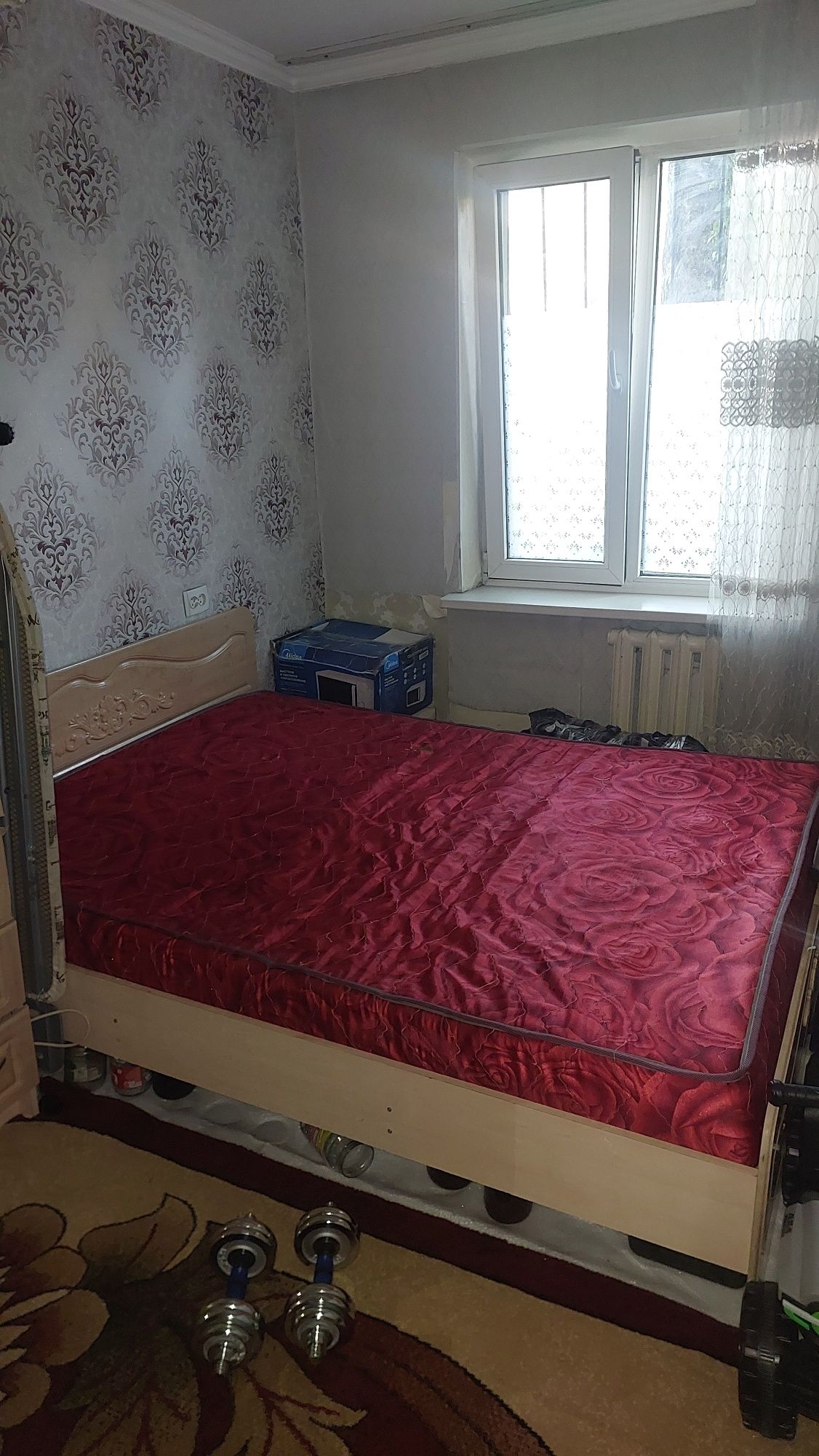 Продам диван и шкаф