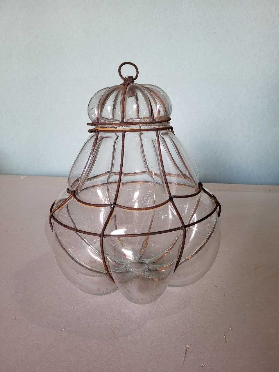Lampi de grădină din sticlă suflată manual