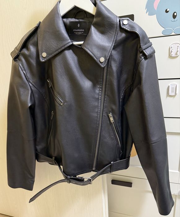 Geaca de piele cu franjuri STRADIVARIUS M