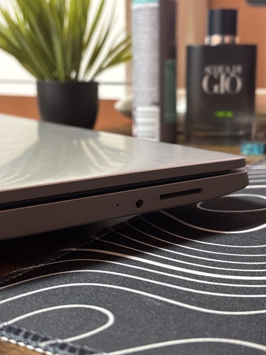 Laptop Lenovo IdeaPad S145