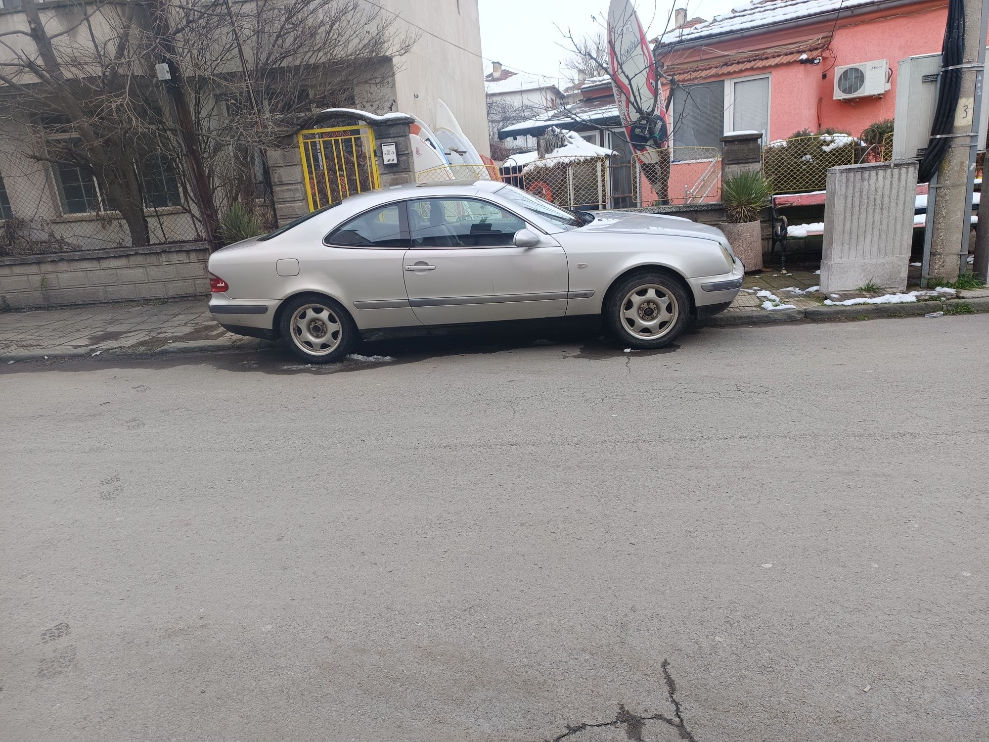 Мерцедес цлк 200