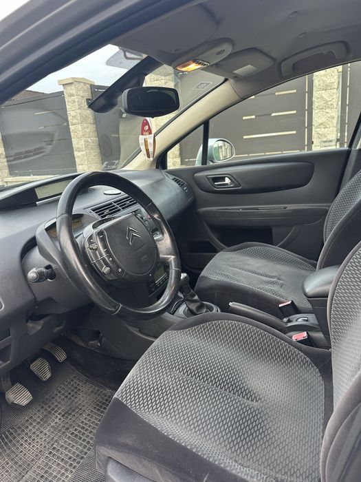 Vând Citroen C4 16 HDI