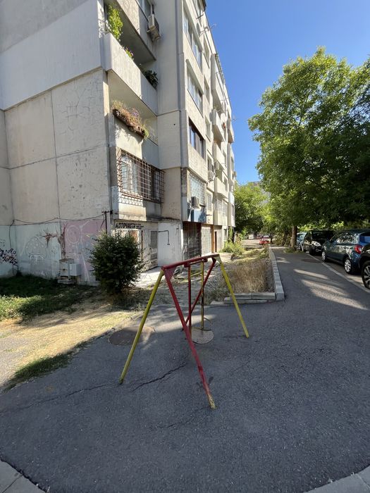 Предлагам магазин