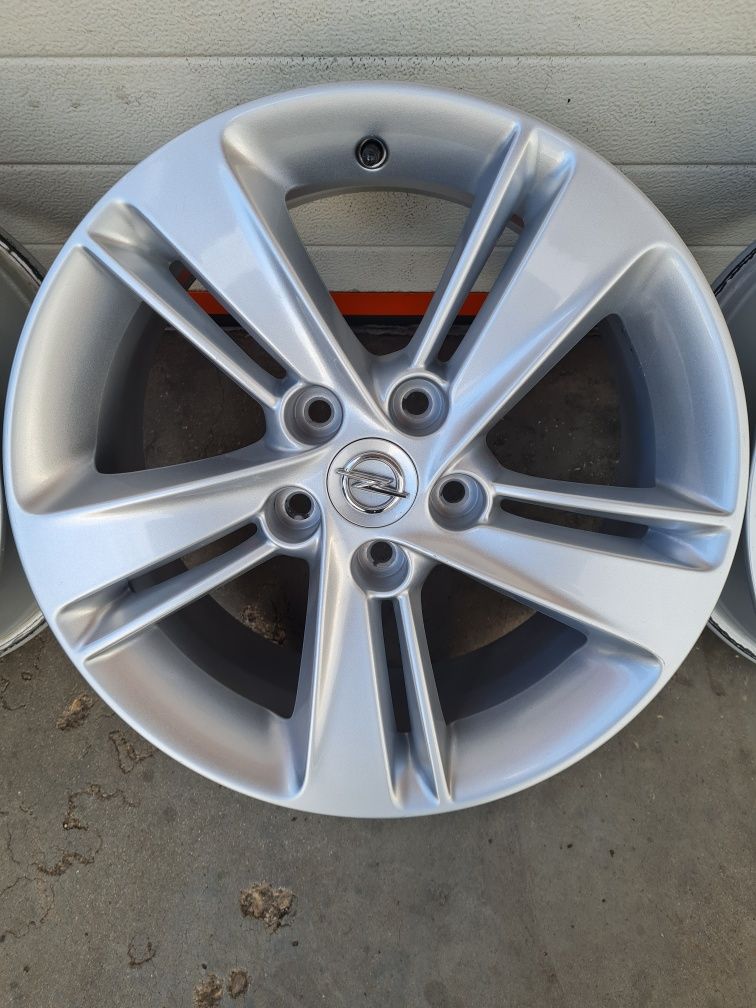Оригинални джанти за ОПЕЛ OPEL R17 5x115 ET45 7.5J