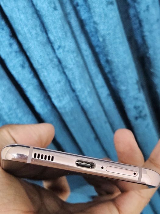 Samsung s21 plus  5G  256GB