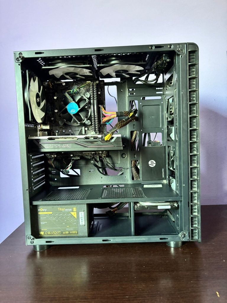 PC Gaming  cu procesor Intel® Core™ i5-9400F si placa video rx 580 4gb
