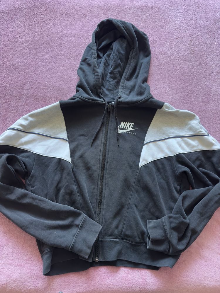 Оригинален суичър Nike