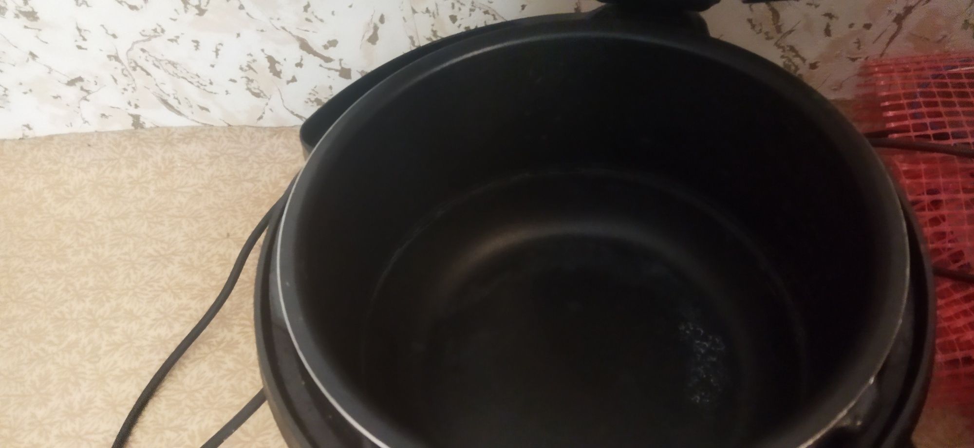Продам мультиварку