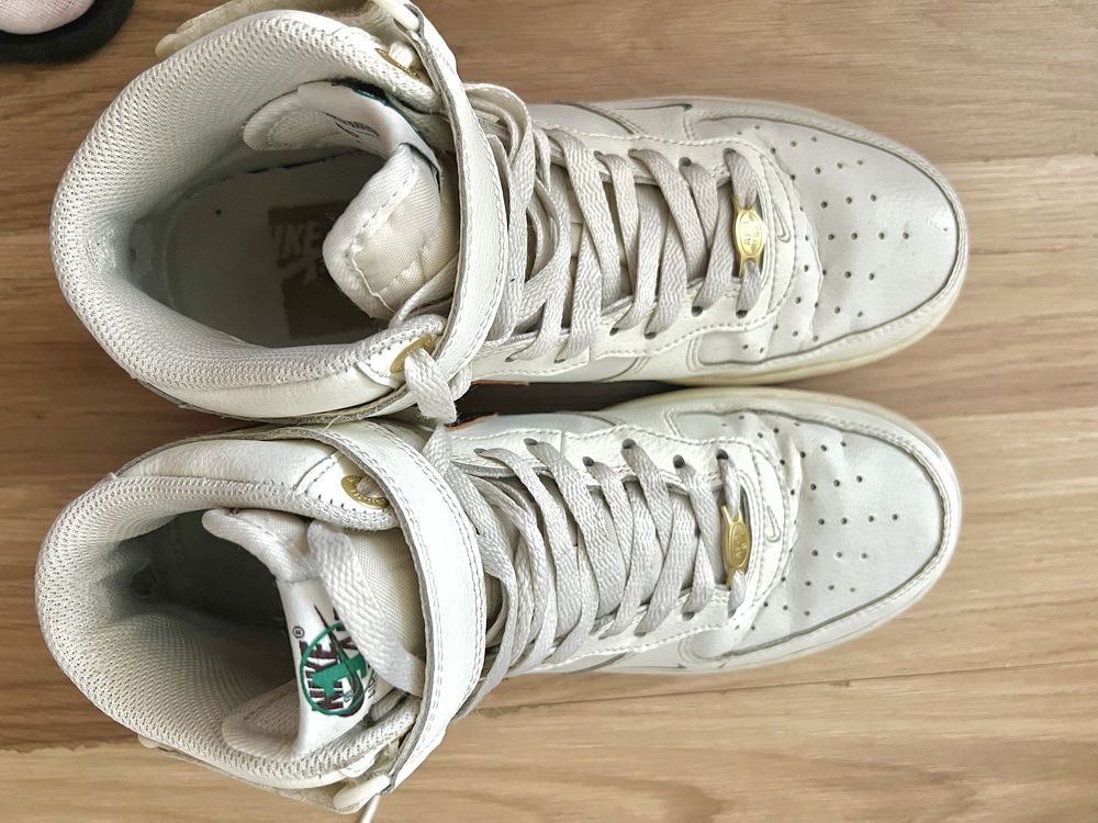 NIKE AIR FORCE 1 MID '07 LV8 обувки найк