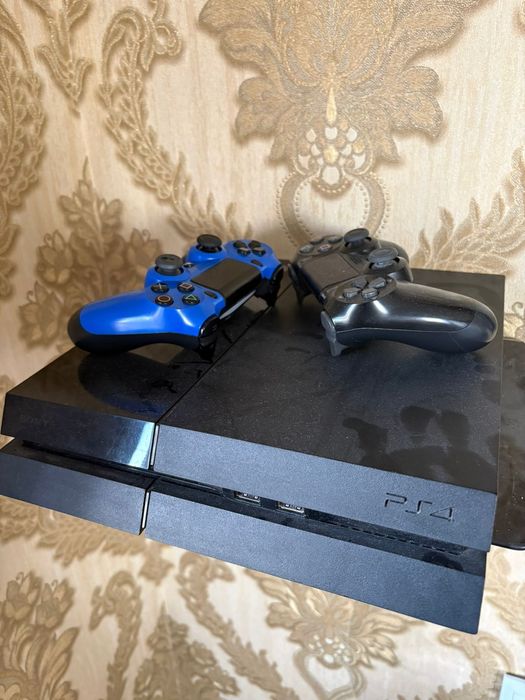 PS4 PlayStation 4