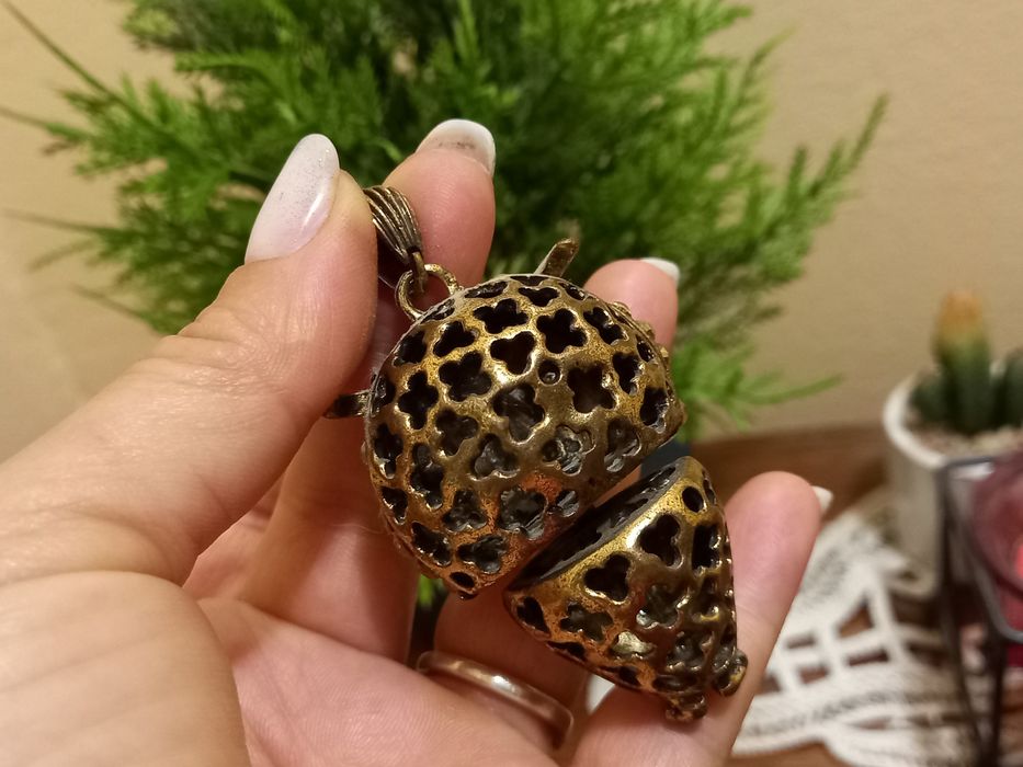 Bufniță mobilă metalică