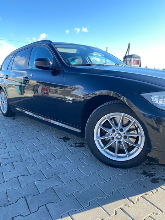 BMW 320d x drive 2010